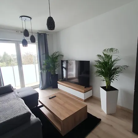 Number 2 Nova Wozownia Free Parking Apartment *