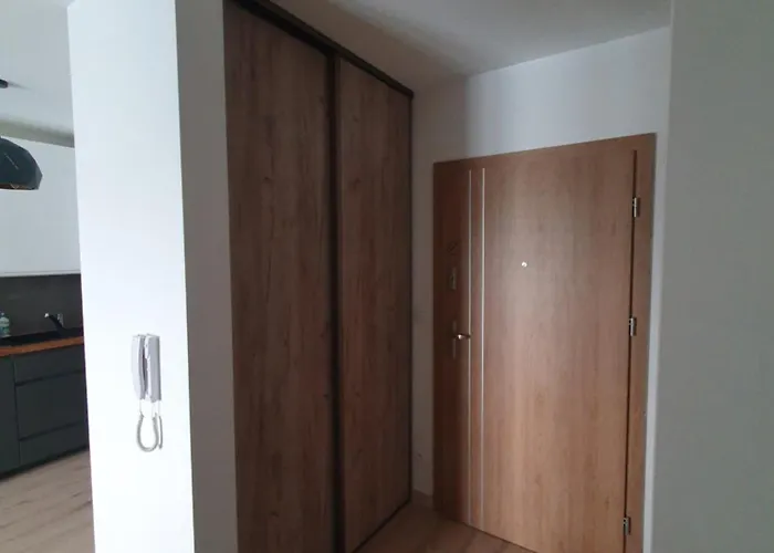 Number 2 Nova Wozownia Free Parking