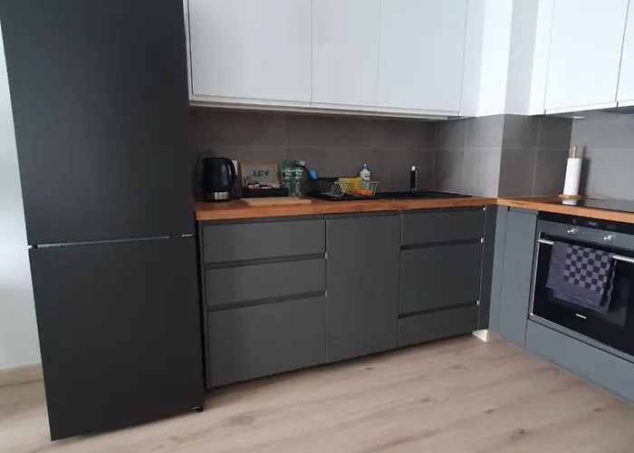 Number 2 Nova Wozownia Free Parking Apartment